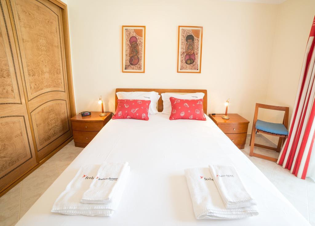 Apartmán Flh Armacao De Pera Flat With Pool Exteriér fotografie