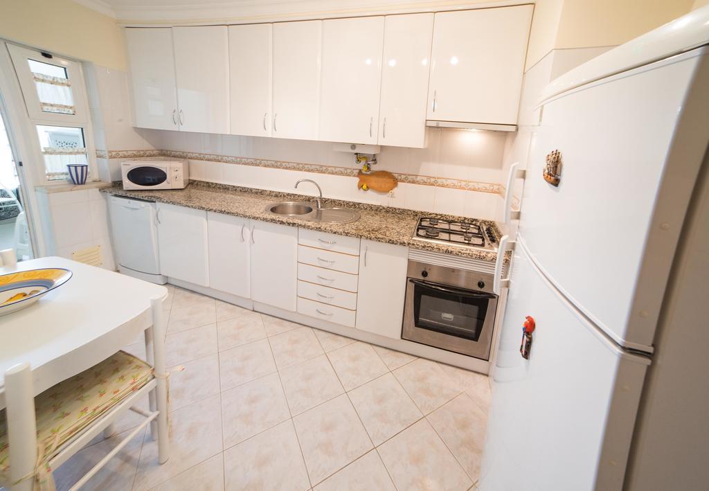 Apartmán Flh Armacao De Pera Flat With Pool Exteriér fotografie